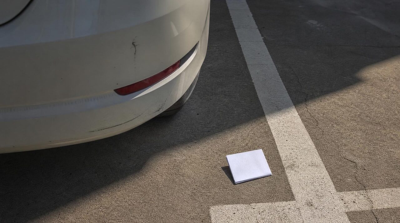 Welche Folgen drohen bei Fahrerflucht trotz eines Schadens unter 50 Euro?