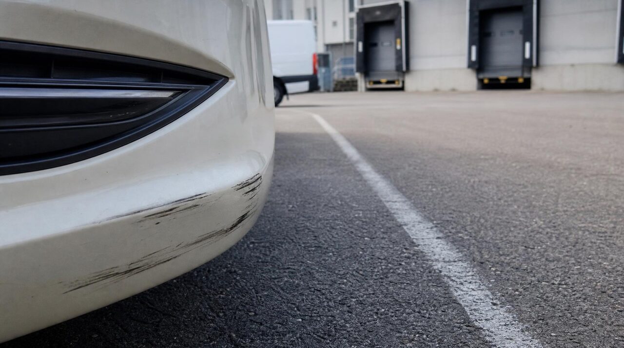 Was Sie beim Anhörungsbogen nach Unfallflucht schreiben sollten und was nicht